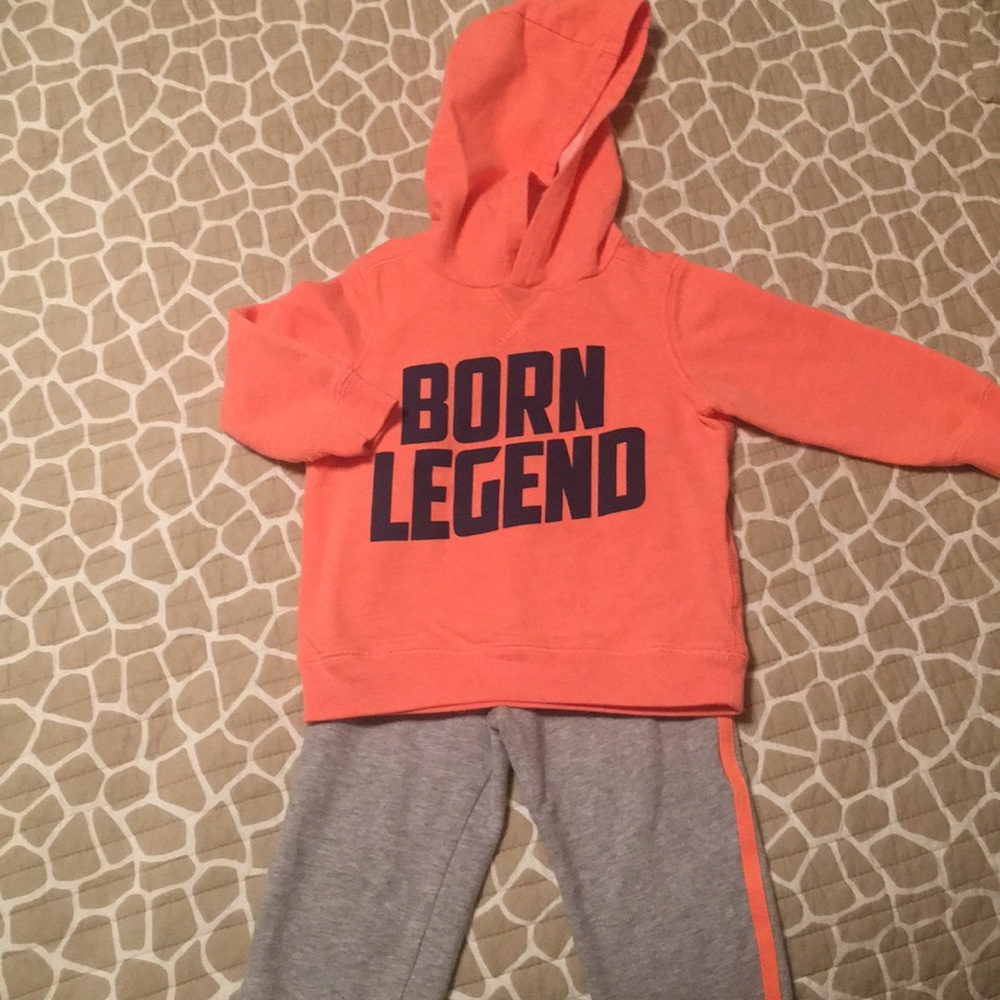 Carter’s Sweatsuit